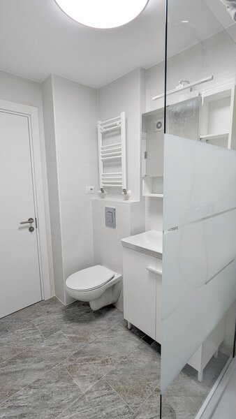 Nu Depinzi de Radet, Metrou Aurel Vlaicu, 3 camere 2 Bai, Renovat 2026